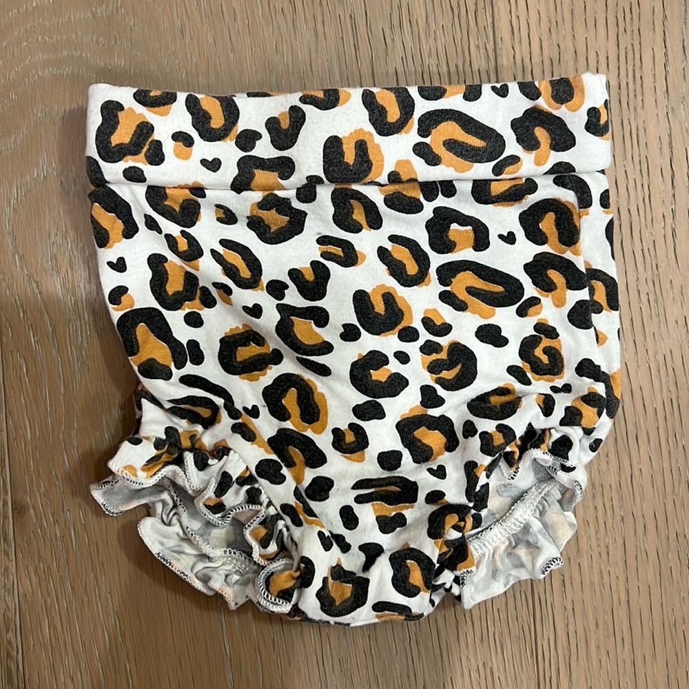 Spearmint love toddler cheetah print bloomers 3-6mo